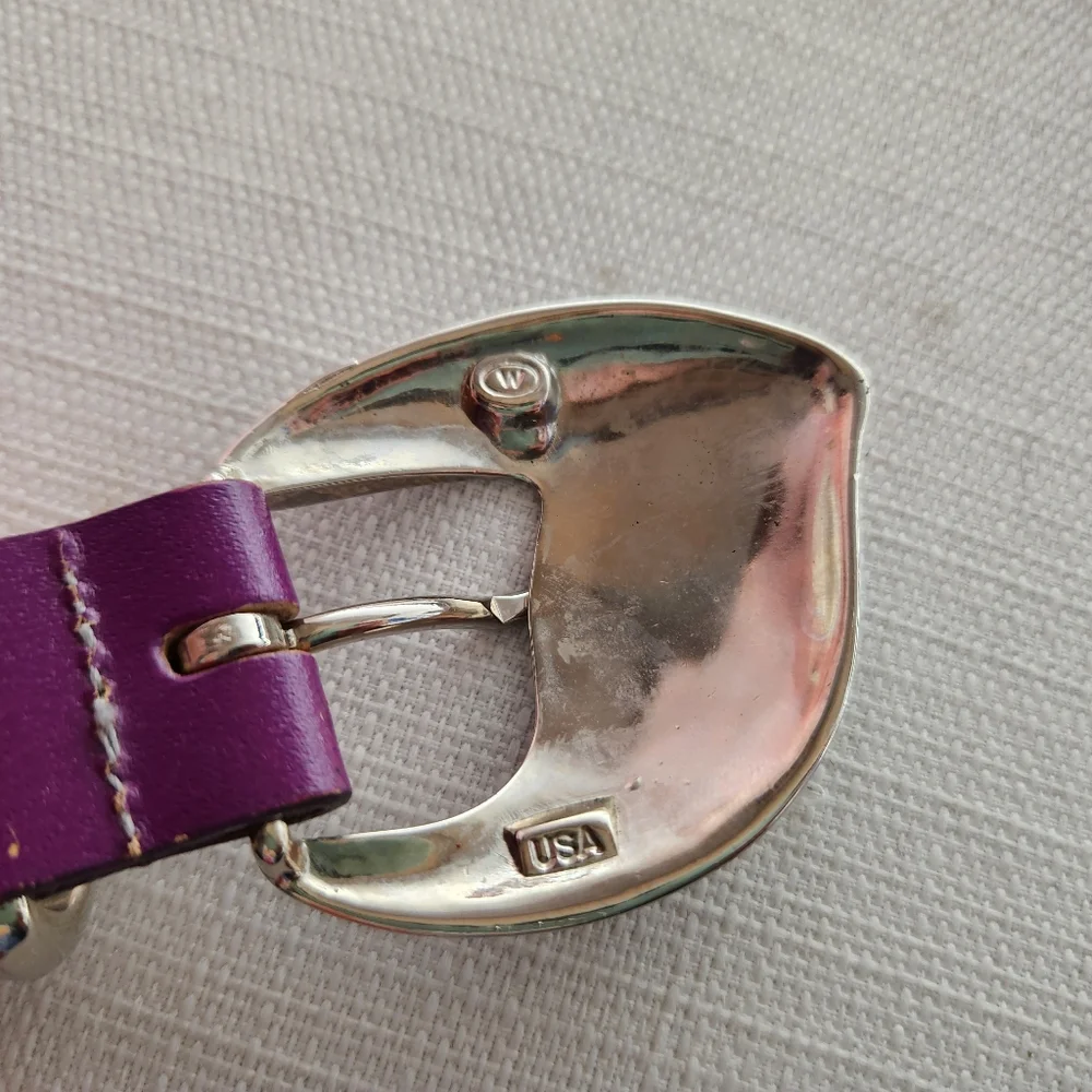Purple Silver Belt Buckle Bonded Leather Size Medium USA Youth 12-14